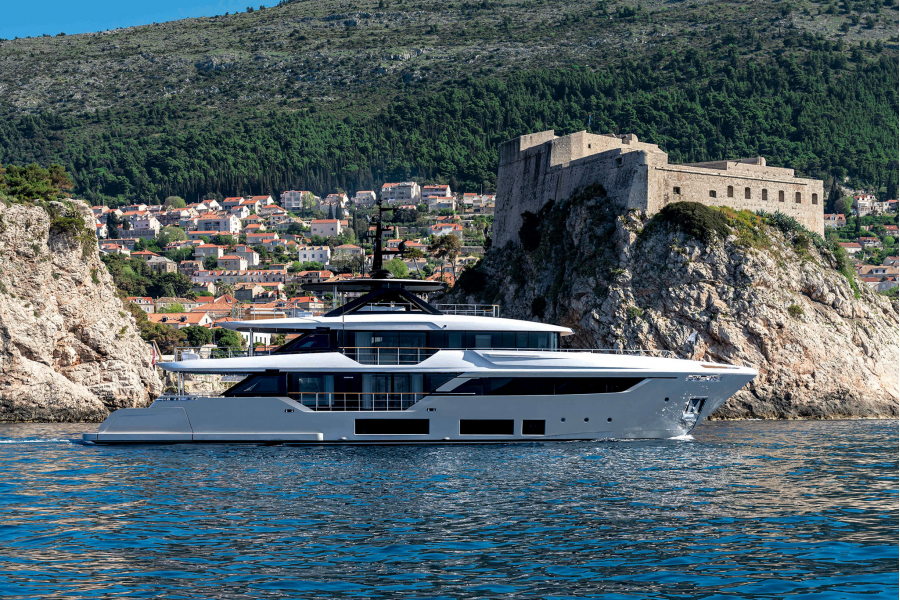 定制法拉帝天梭38（NAVETTA 38)